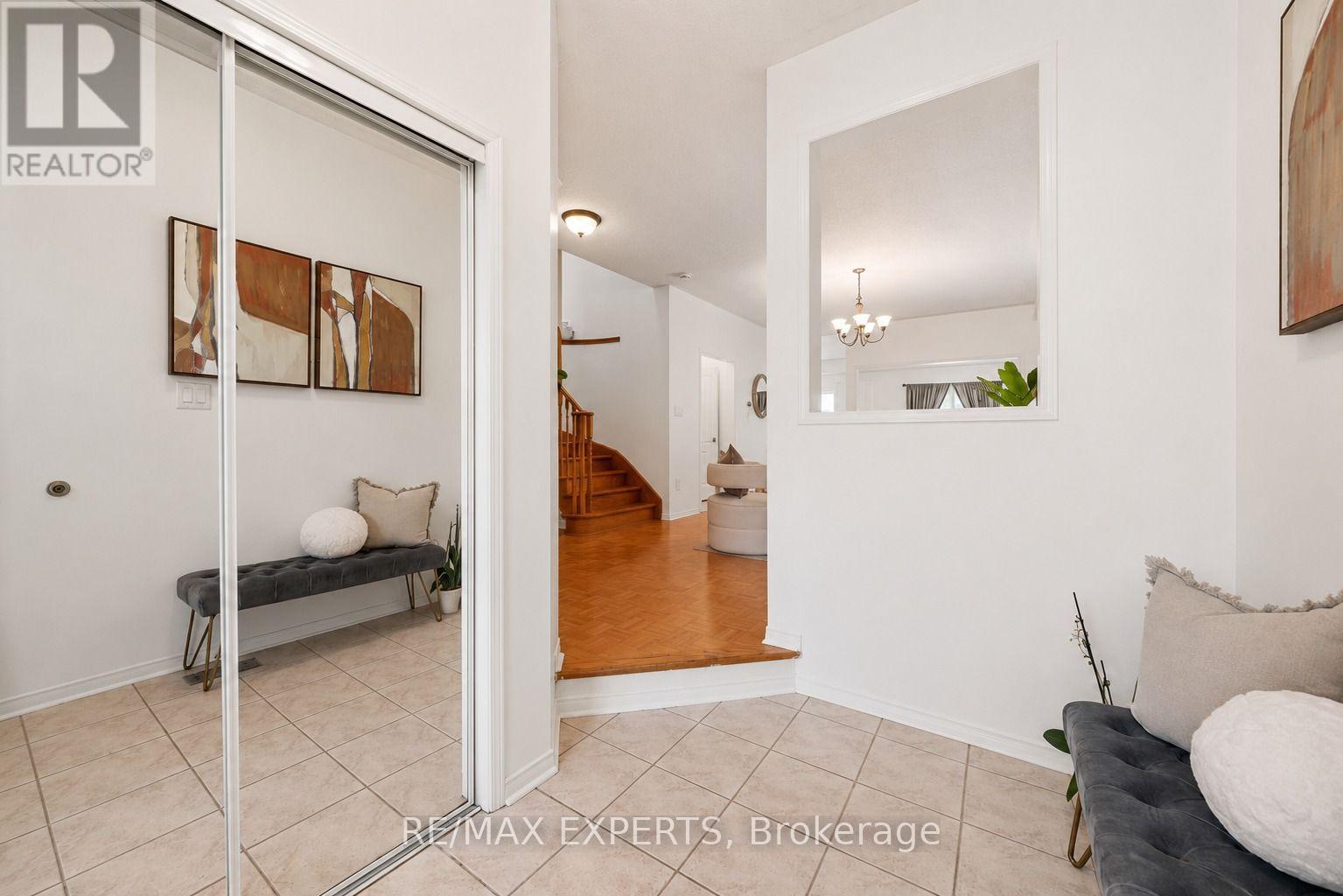62 COLONIAL CRESCENT - 36