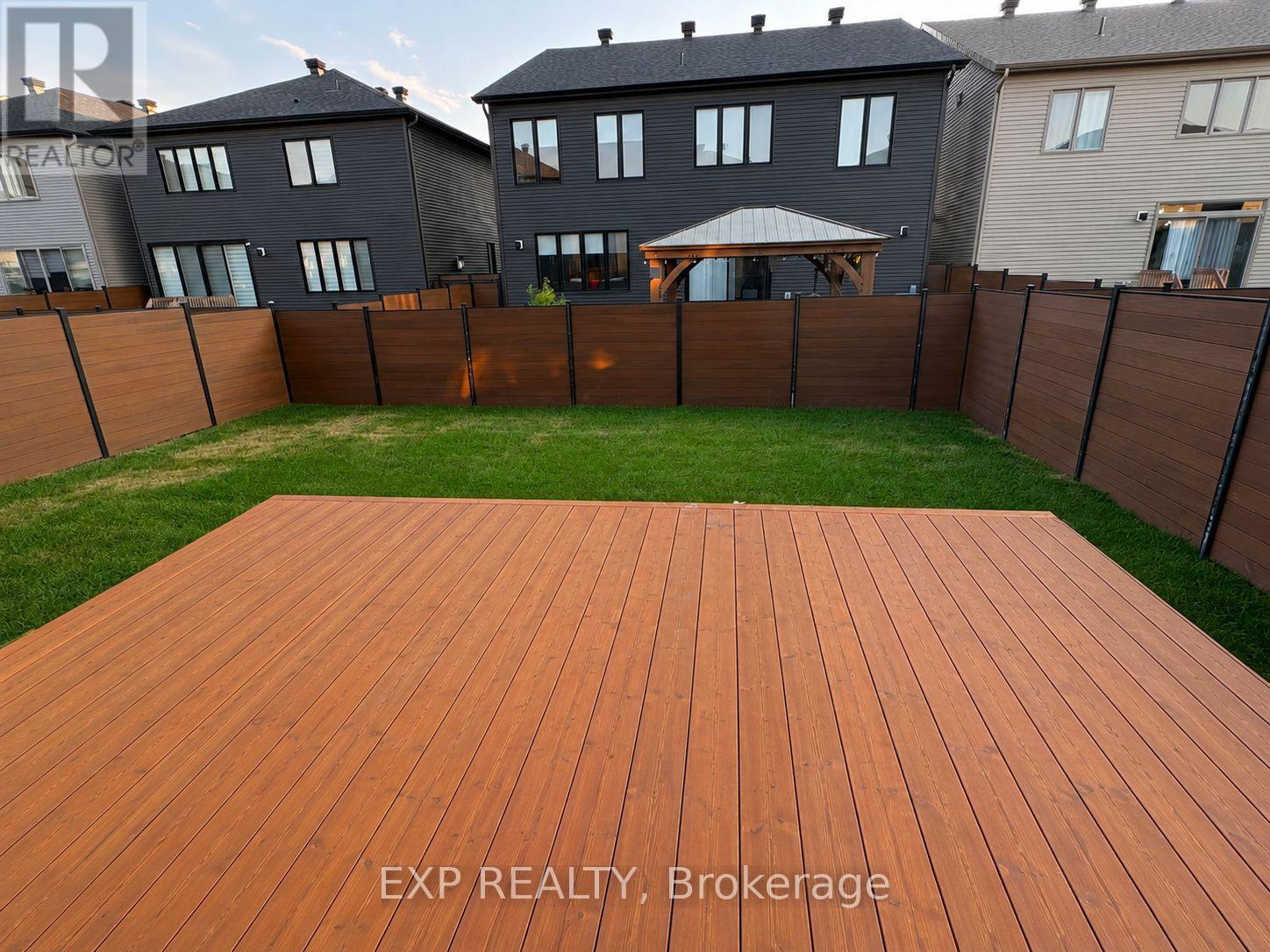 818 CROSSGATE STREET - 36
