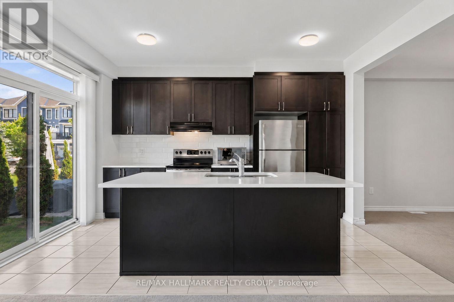 129 UMBRA PLACE - 7