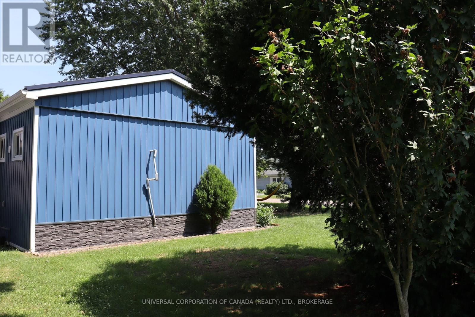 7 MAPLE ST STREET E - 13