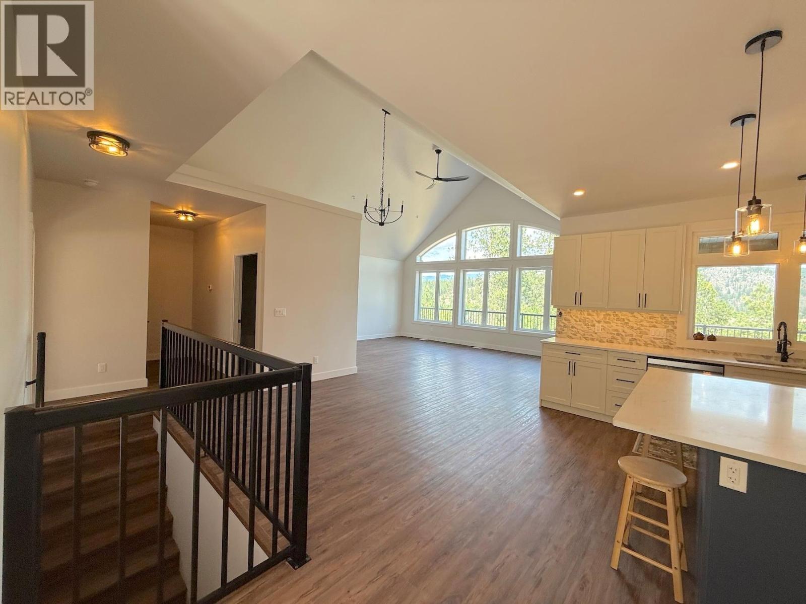 7735 GN Road - 4