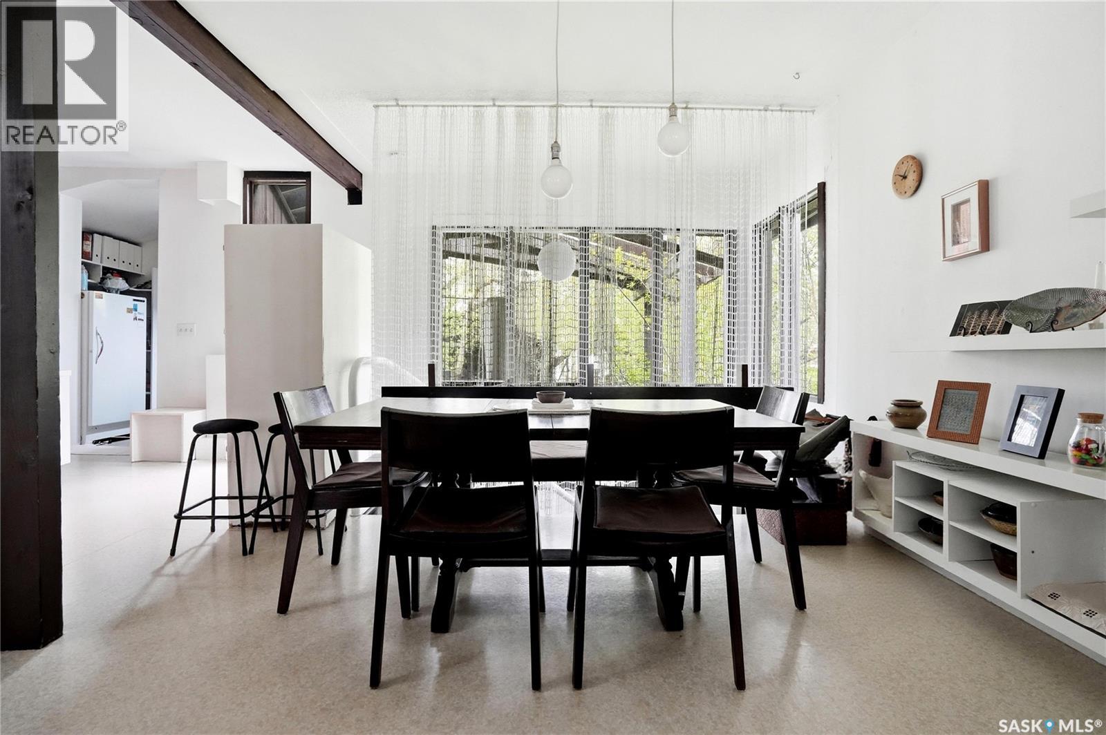 160 Leopold CRESCENT - 13