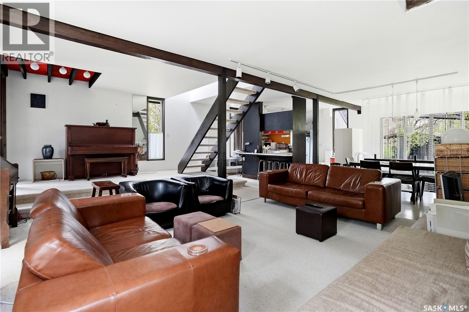 160 Leopold CRESCENT - 10
