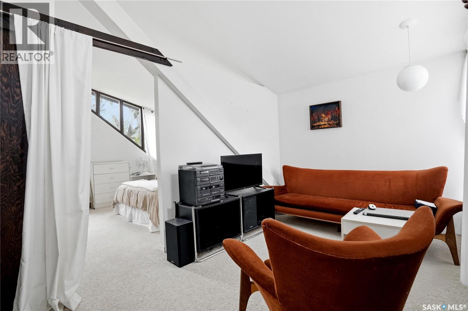 160 Leopold CRESCENT - 25