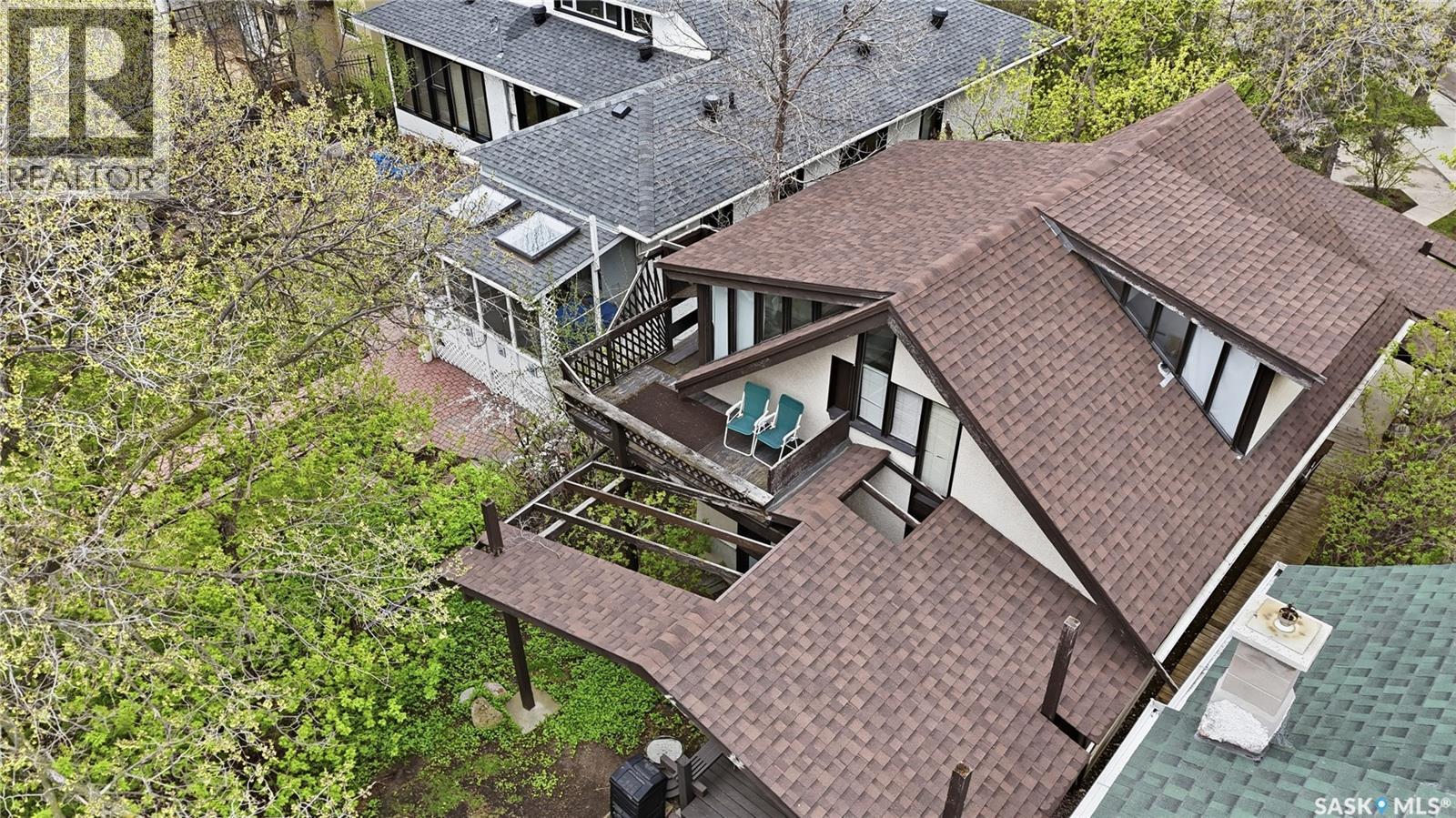 160 Leopold CRESCENT - 2