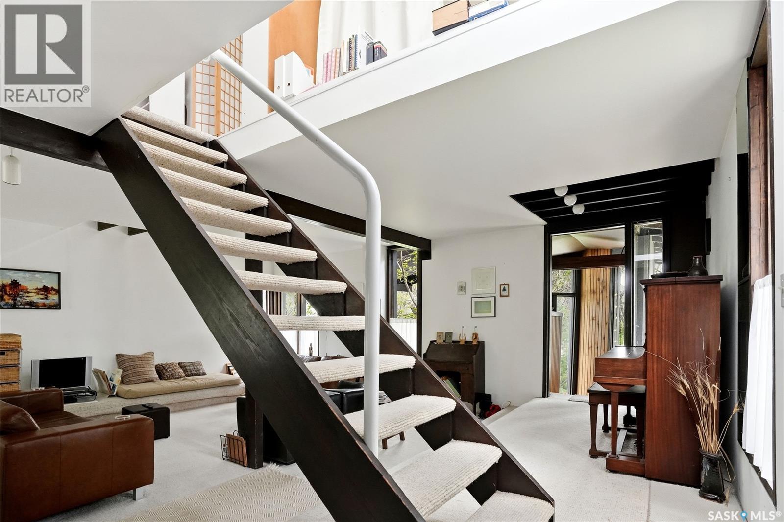 160 Leopold CRESCENT - 24
