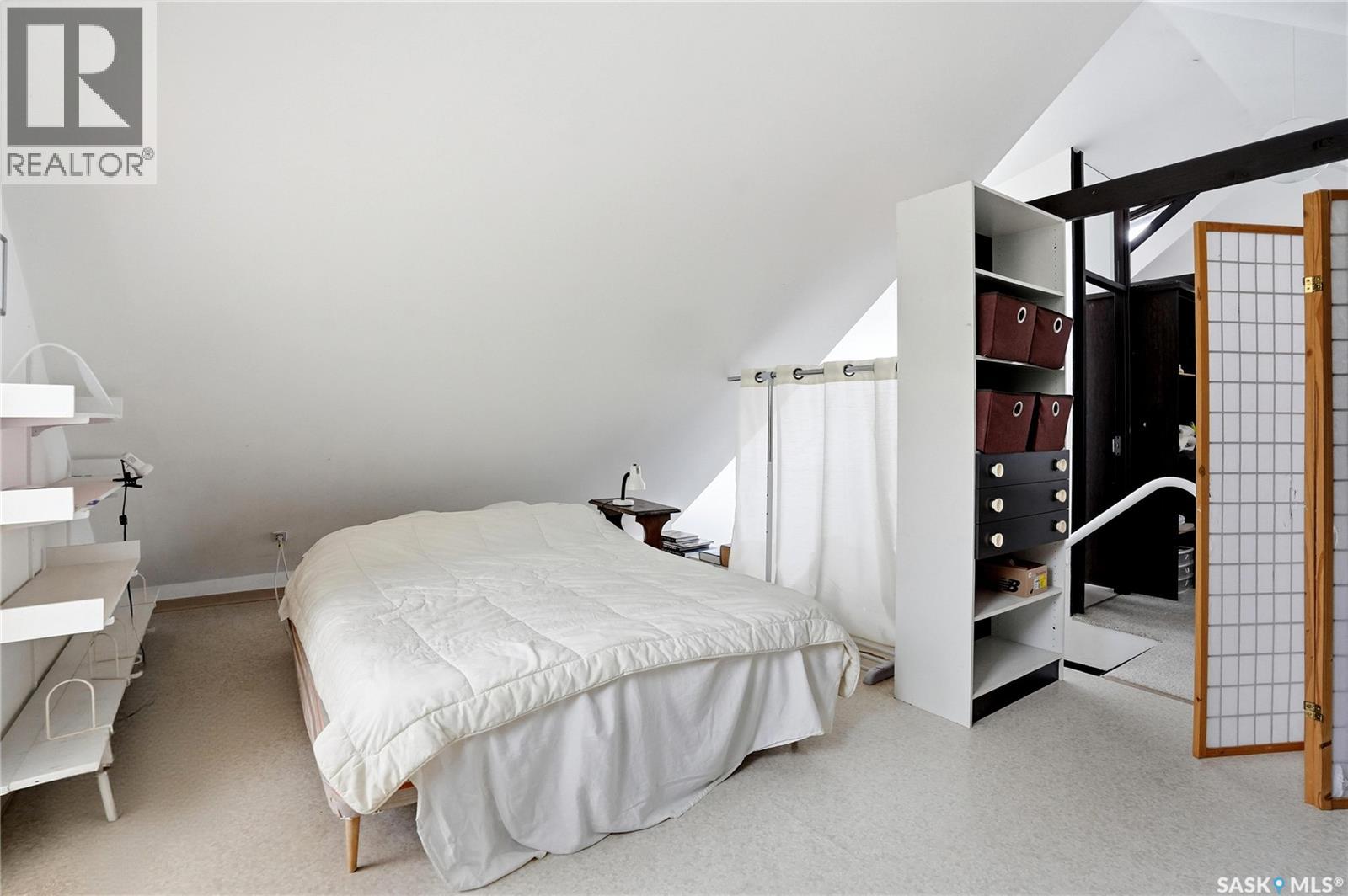 160 Leopold CRESCENT - 31