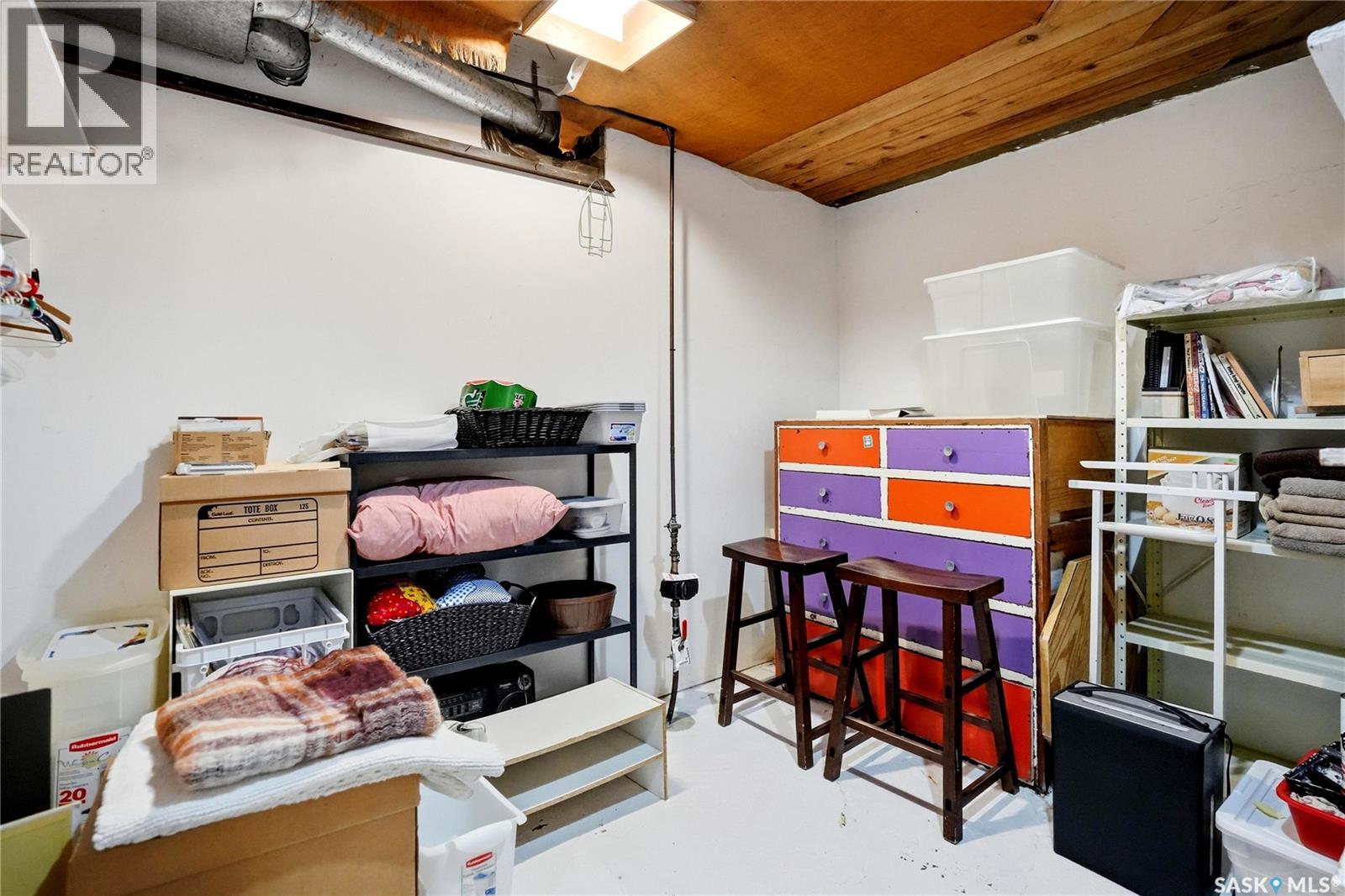 160 Leopold CRESCENT - 42