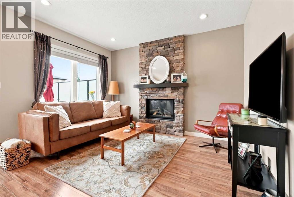115 Stephenson Crescent - 3