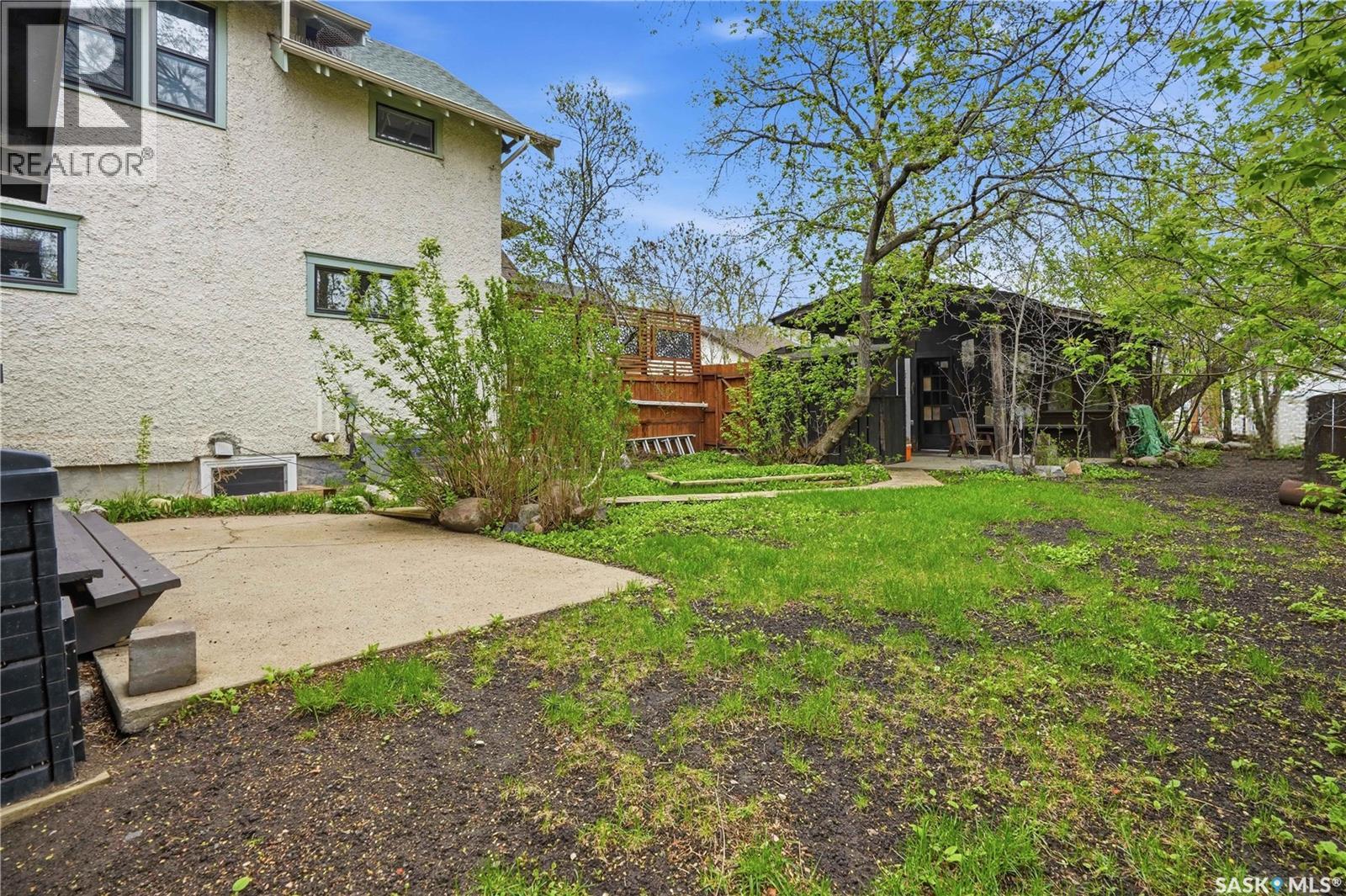 160 Leopold CRESCENT - 45