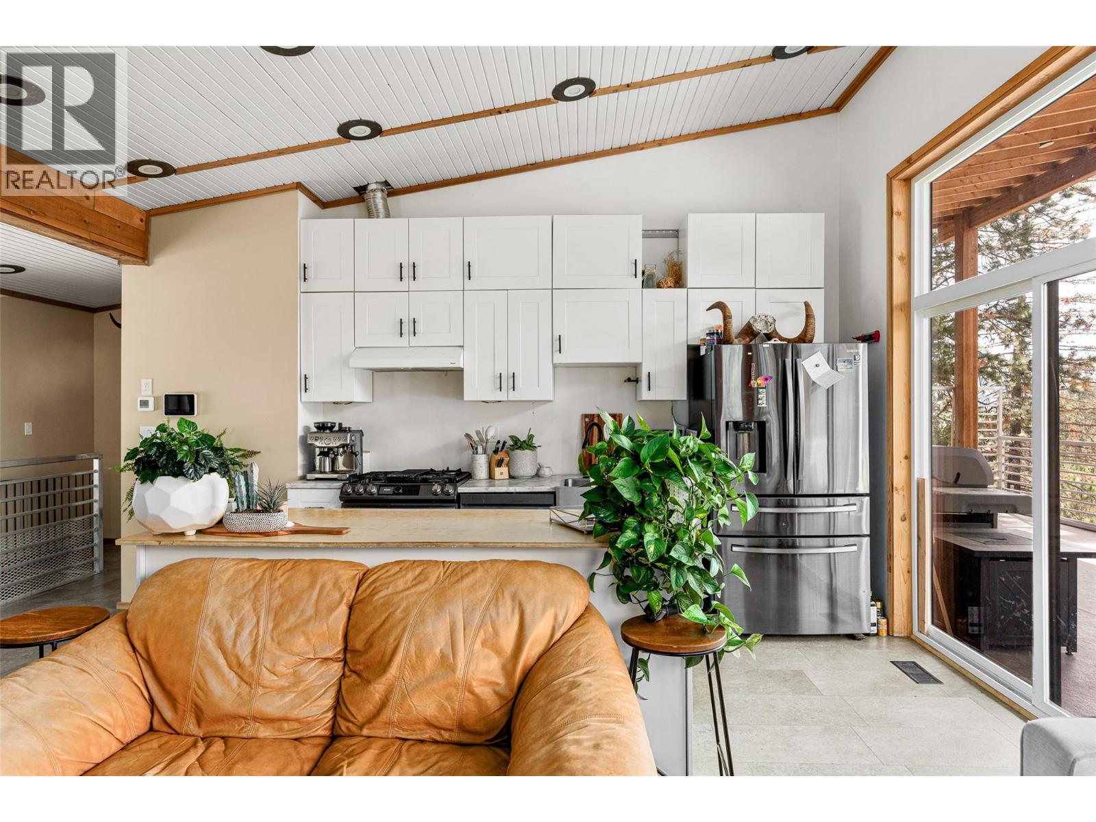 378 Lakewood Road - 11