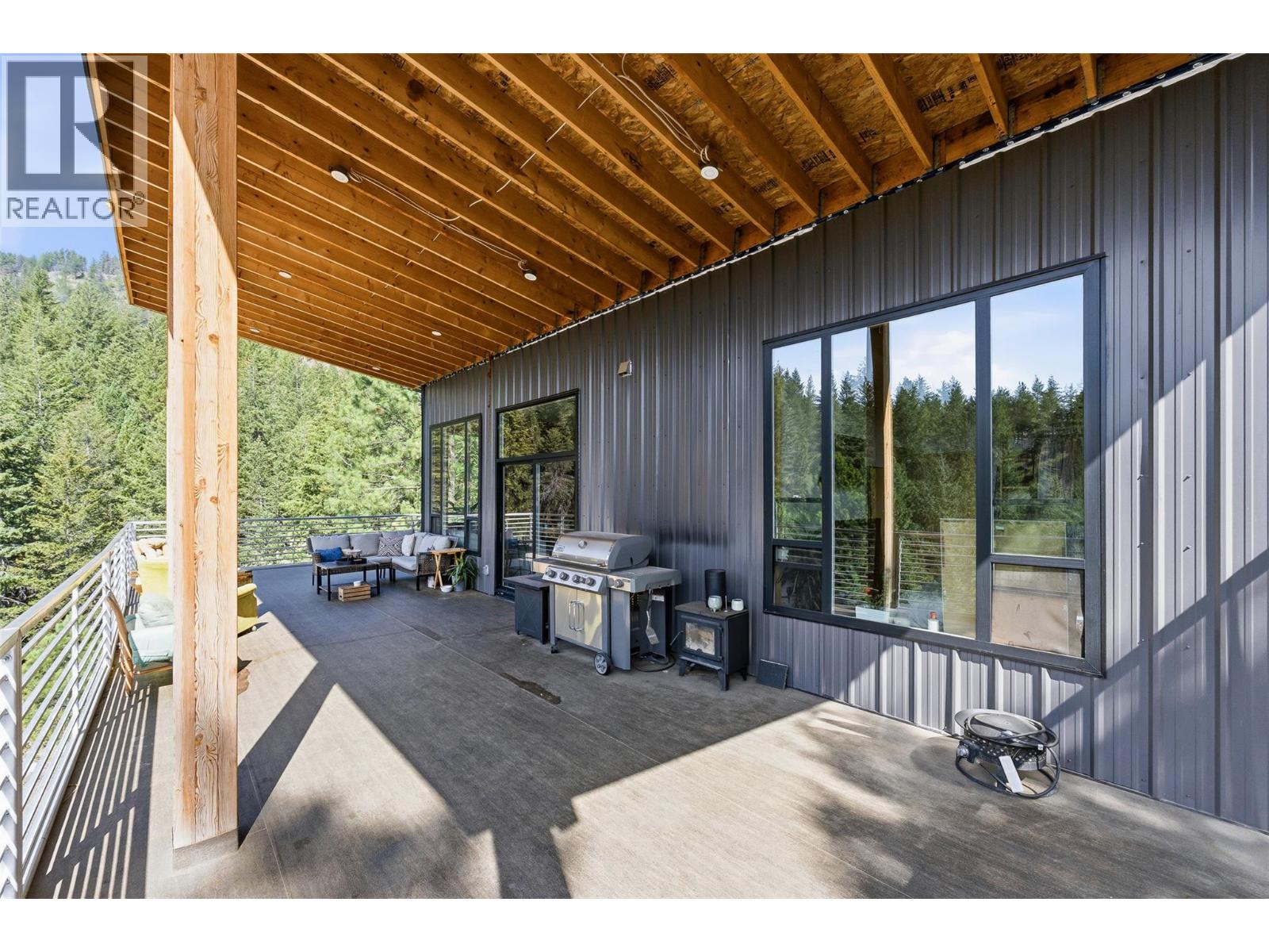 378 Lakewood Road - 26
