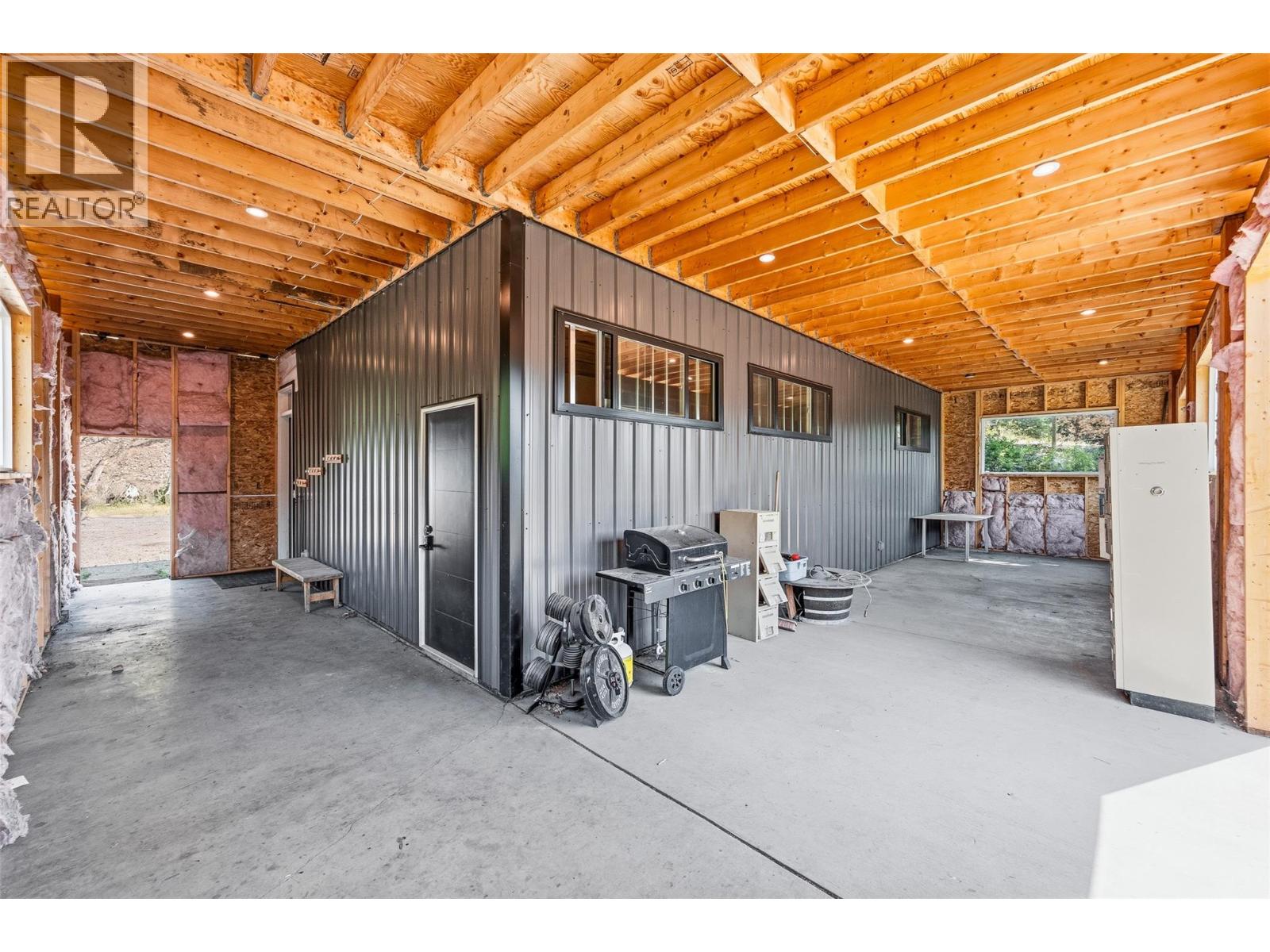 378 Lakewood Road - 45