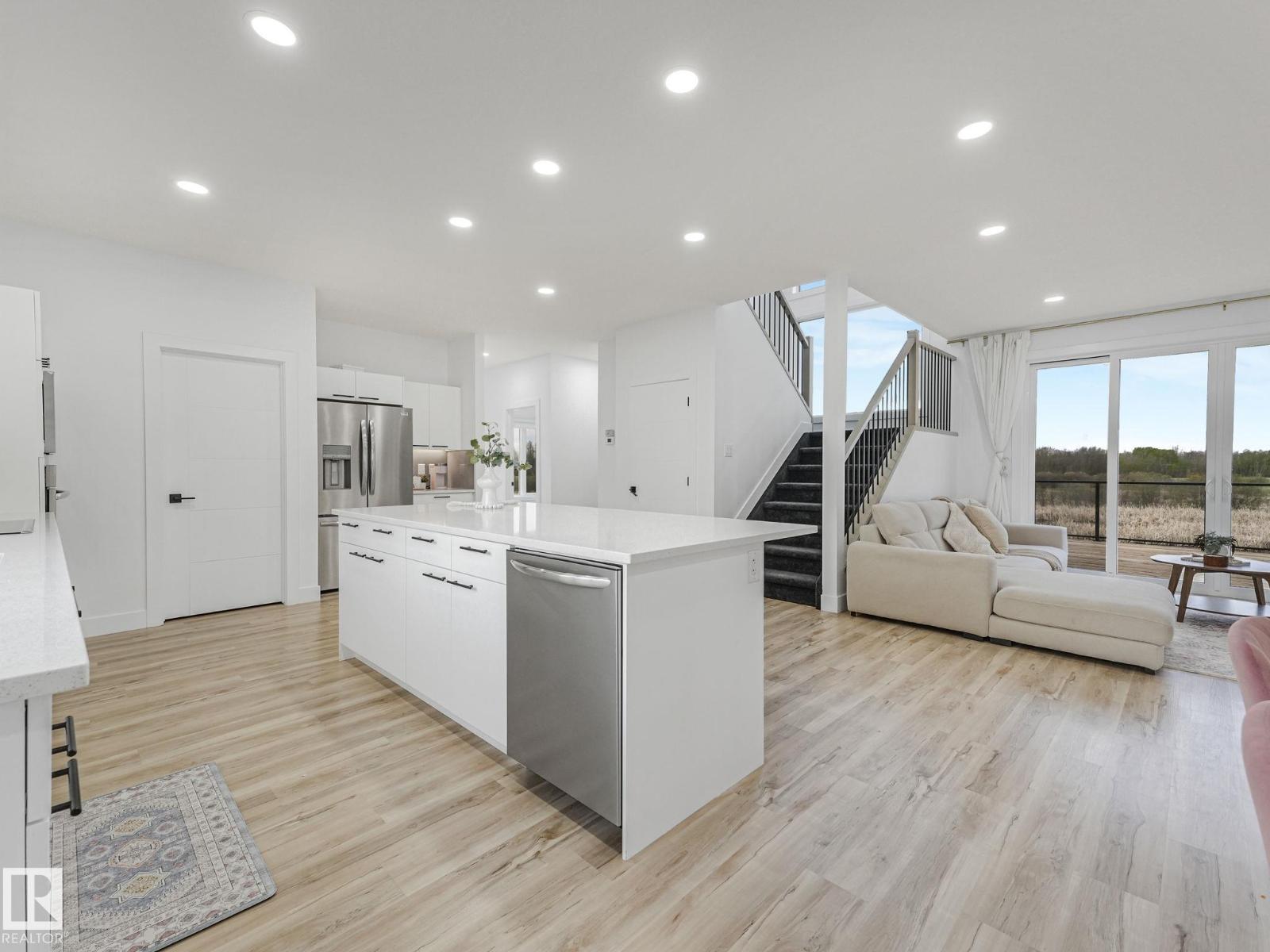 60 23412 TWP RD 505 - 6