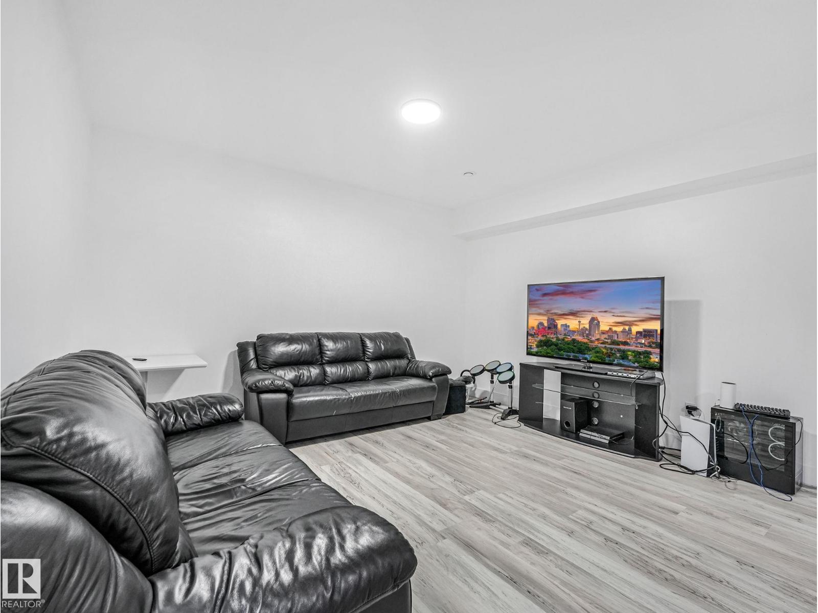 60 23412 TWP RD 505 - 34