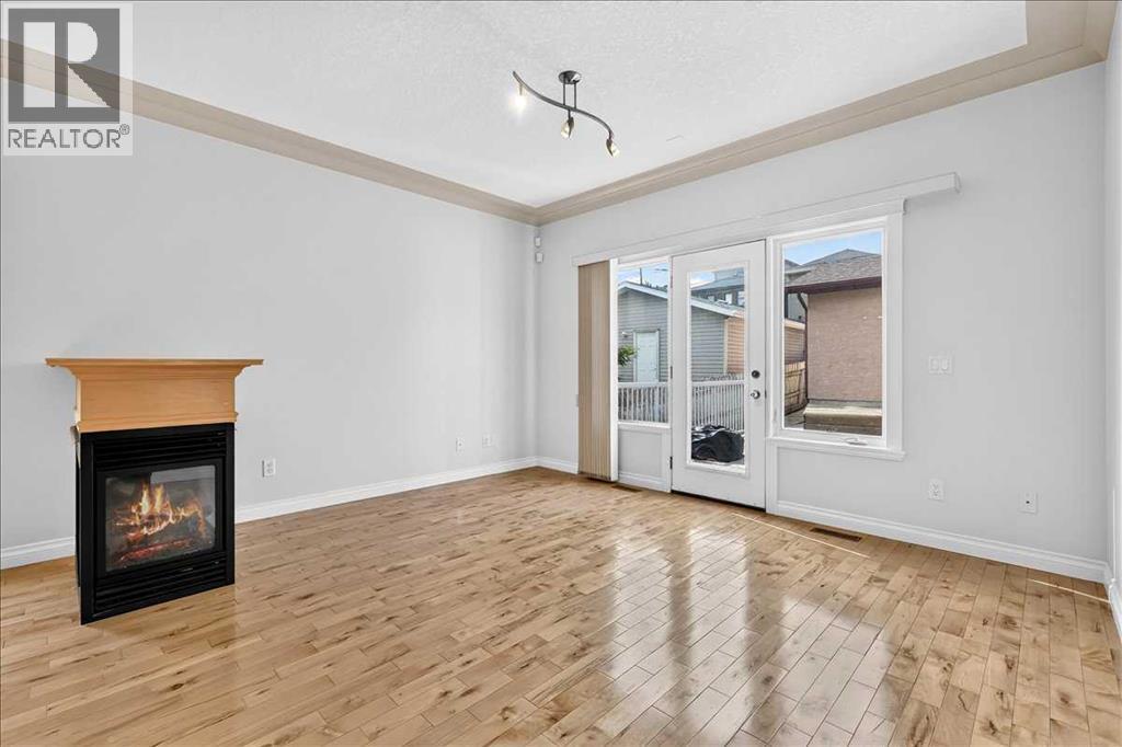 125 25 Avenue NW - 3