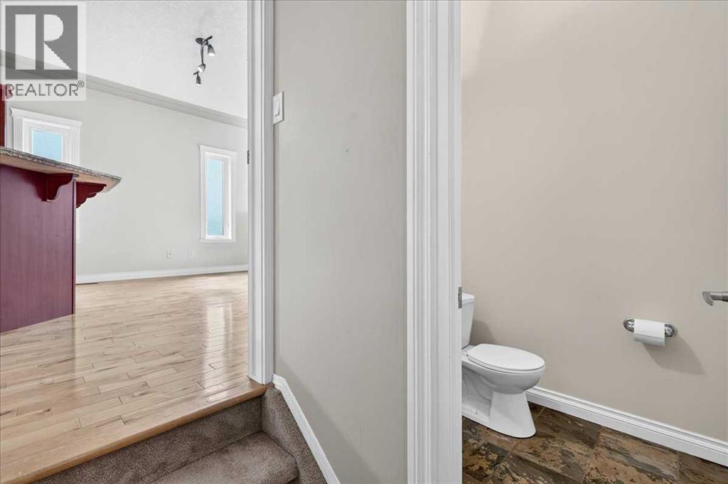 125 25 Avenue NW - 37