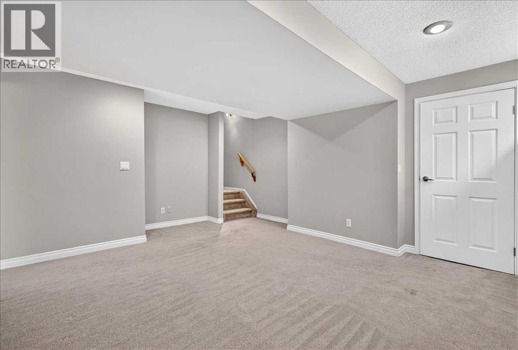 125 25 Avenue NW - 40