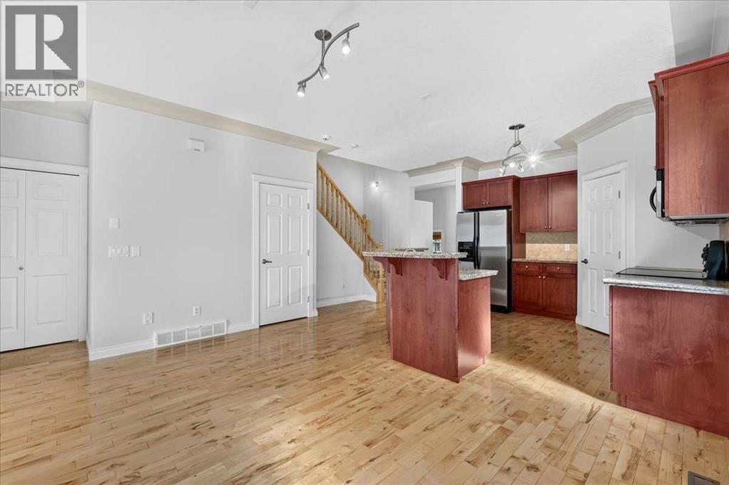 125 25 Avenue NW - 9