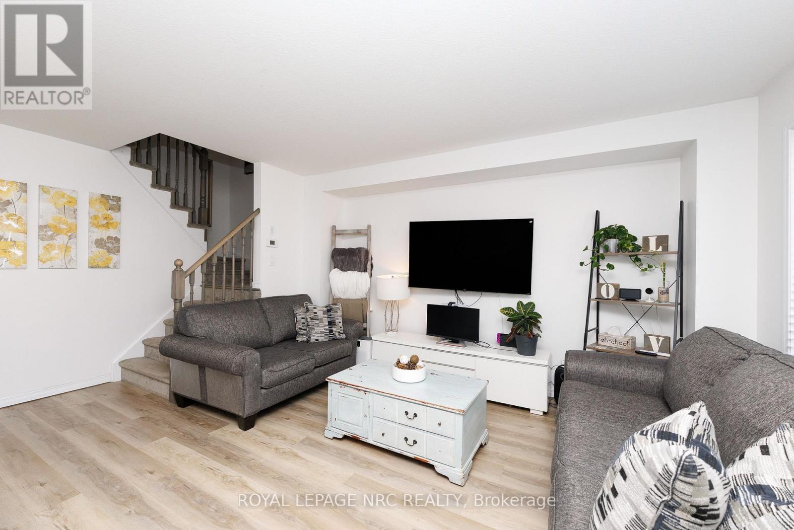 7794 WHITE PINE CRESCENT - 13