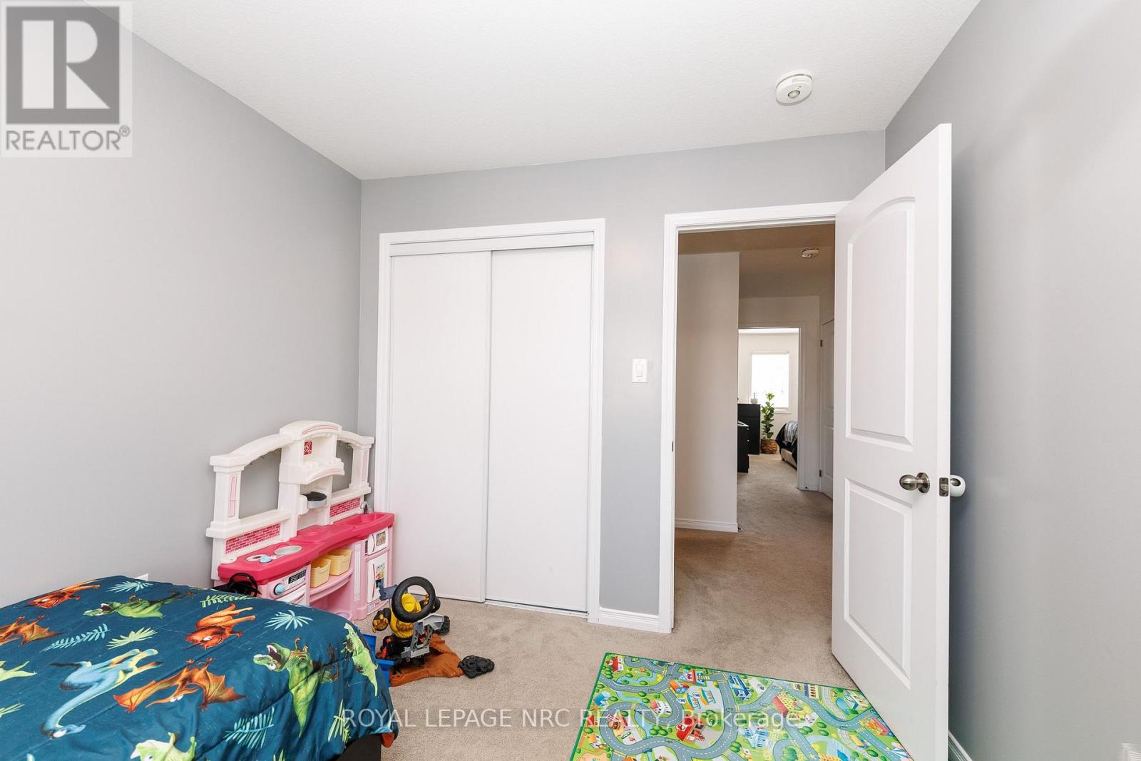7794 WHITE PINE CRESCENT - 23