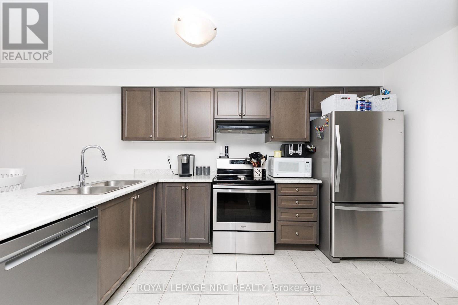 7794 WHITE PINE CRESCENT - 6