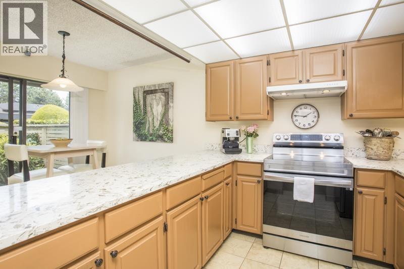 3 Bed, 2 Bath House for Sale in Richmond – 46 10391 NO. 3 ROAD, Richmond – MLS# R3146720 - Image 11