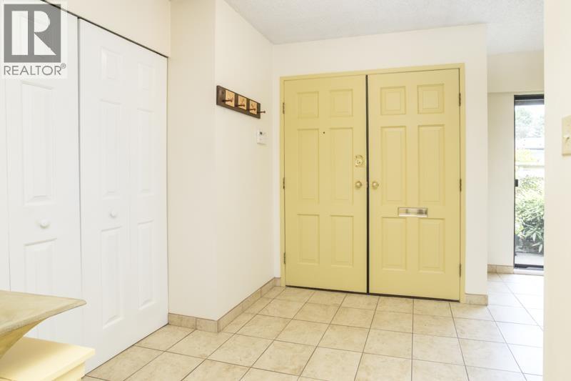 3 Bed, 2 Bath House for Sale in Richmond – 46 10391 NO. 3 ROAD, Richmond – MLS# R3146720 - Image 3