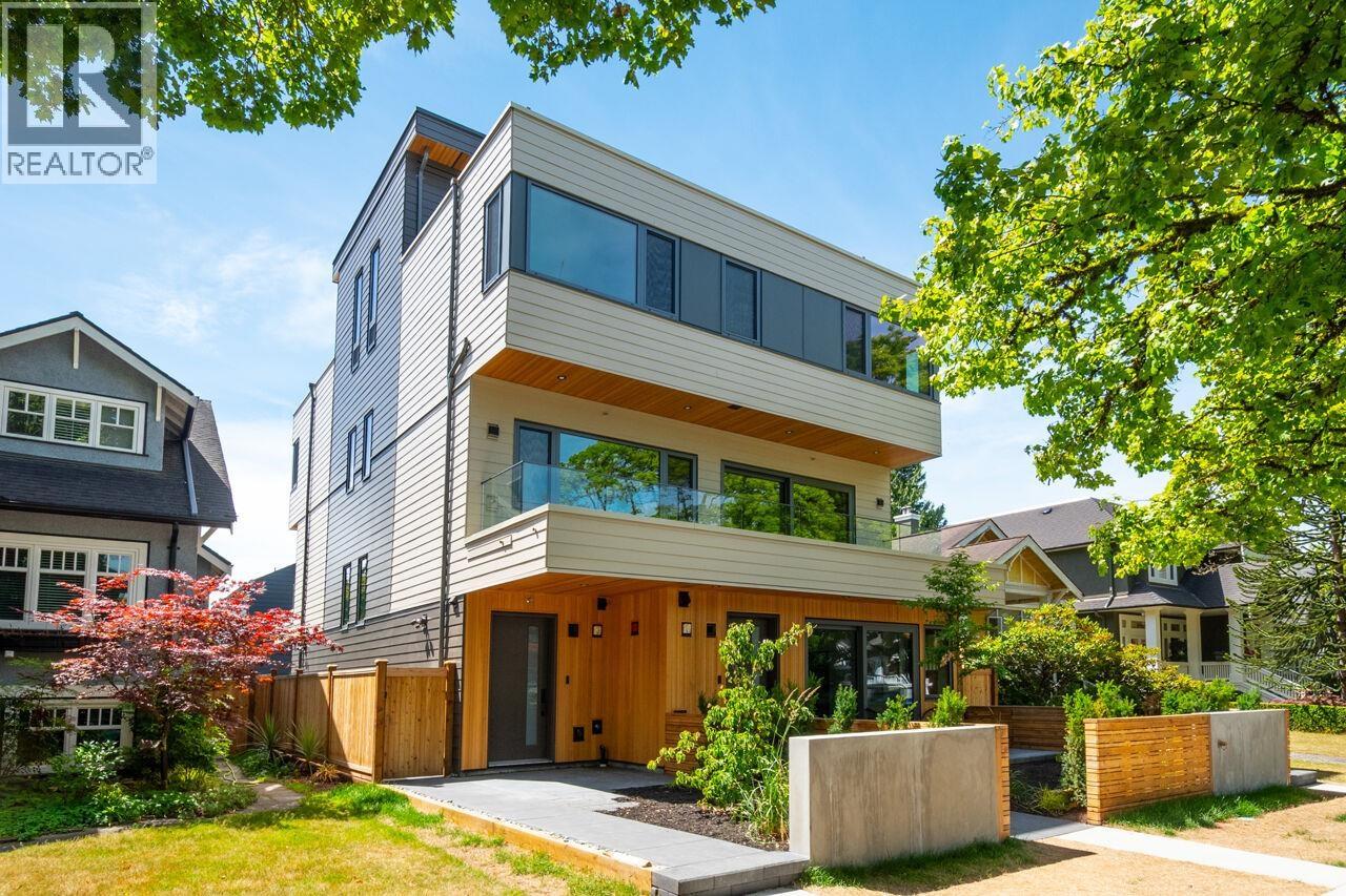1 3120 W 11TH AVENUE, Vancouver