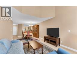 303 70 Richmond Street, New Westminster, BC T6W2N4 Photo 7