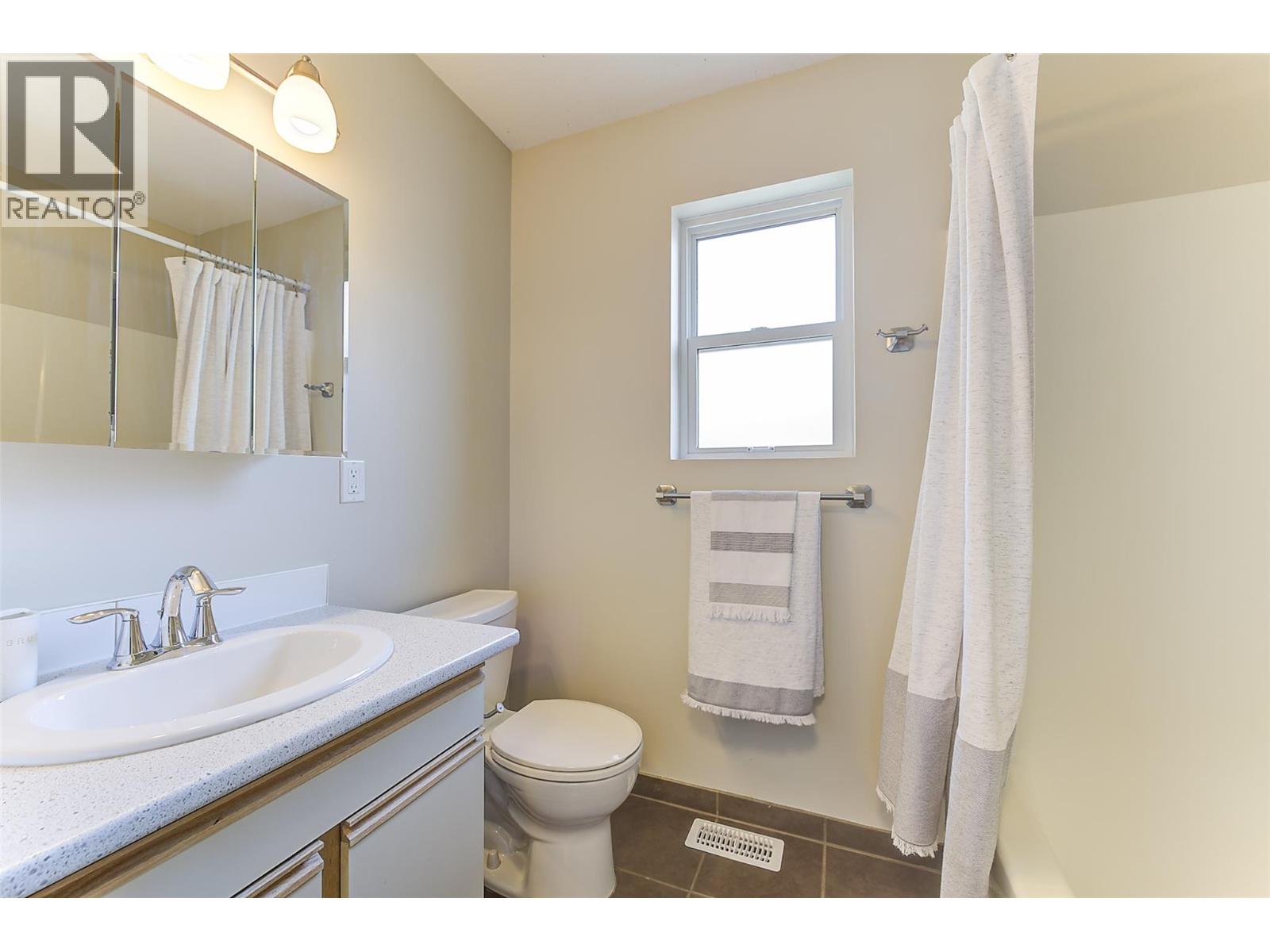 147 Summerhill Place, Kelowna
