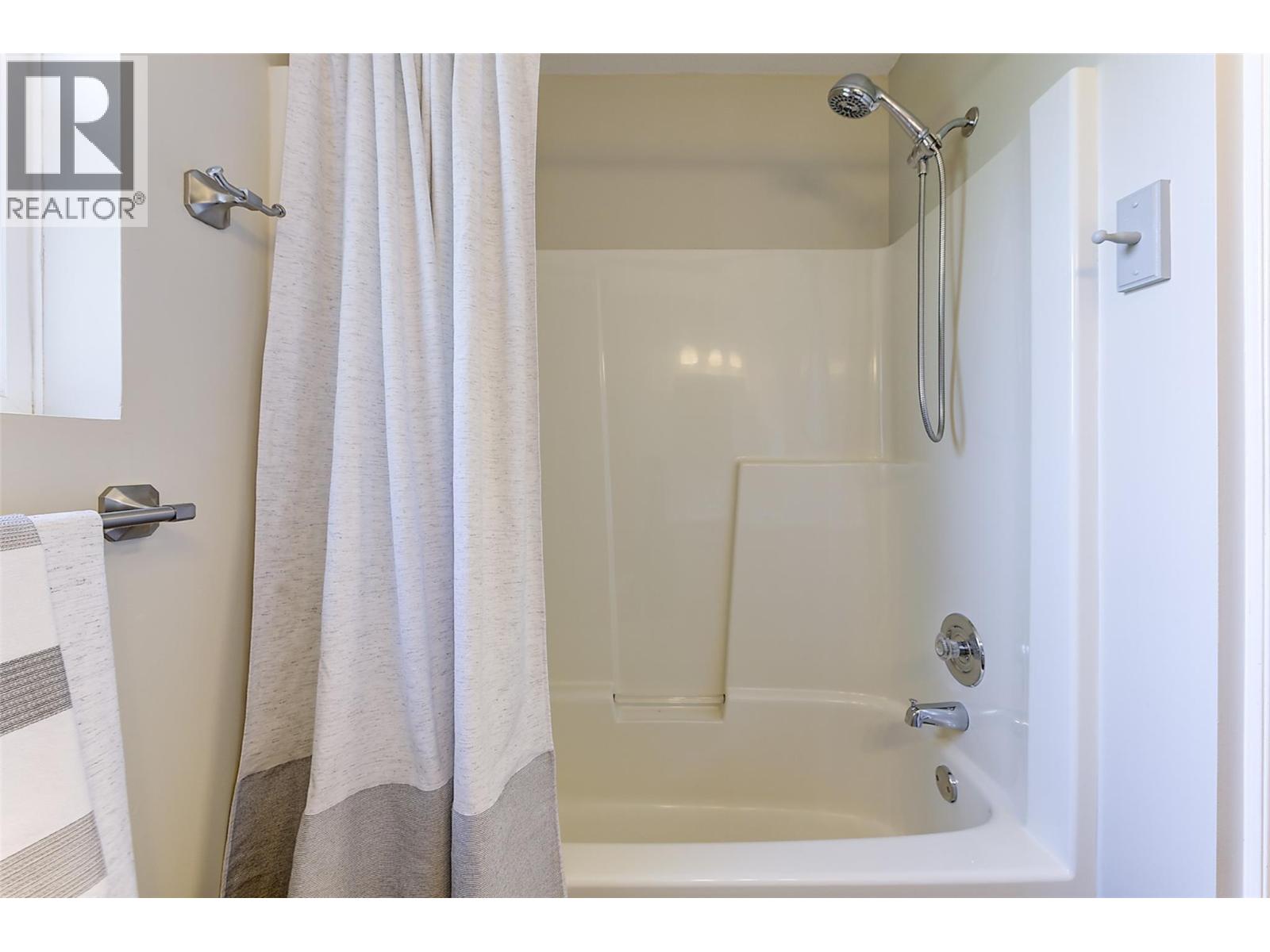 147 Summerhill Place, Kelowna
