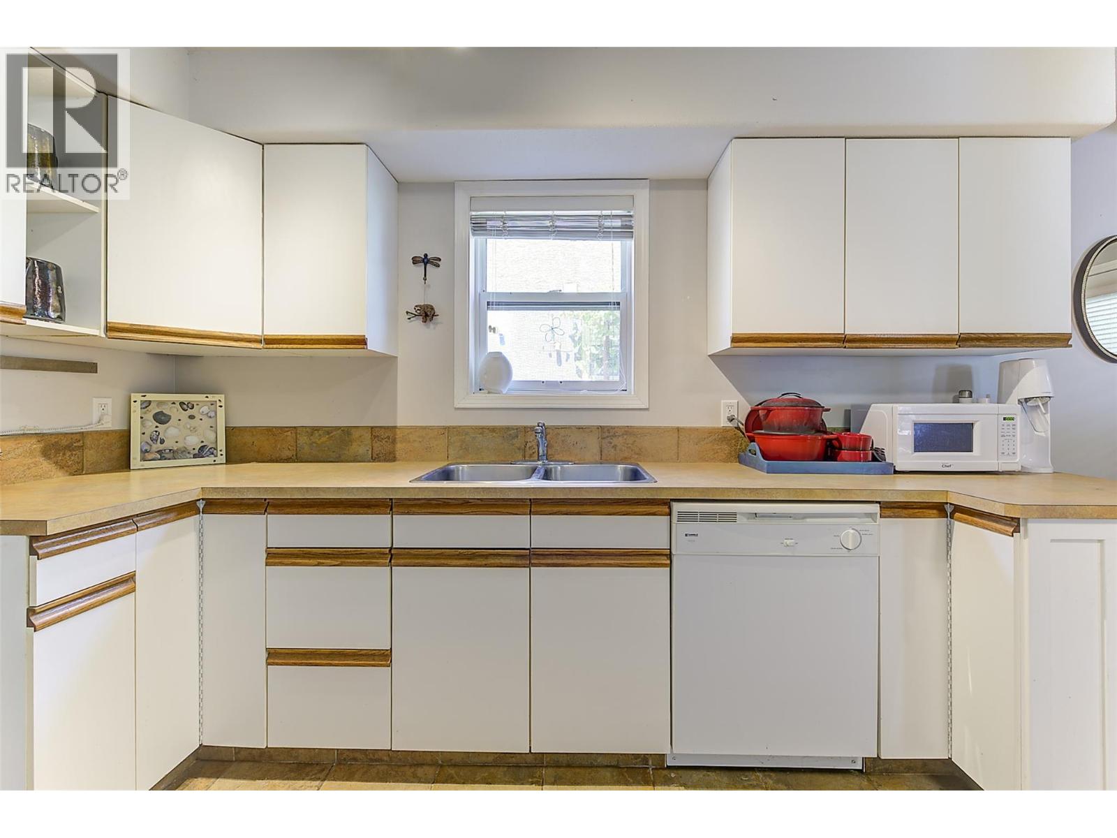 147 Summerhill Place, Kelowna