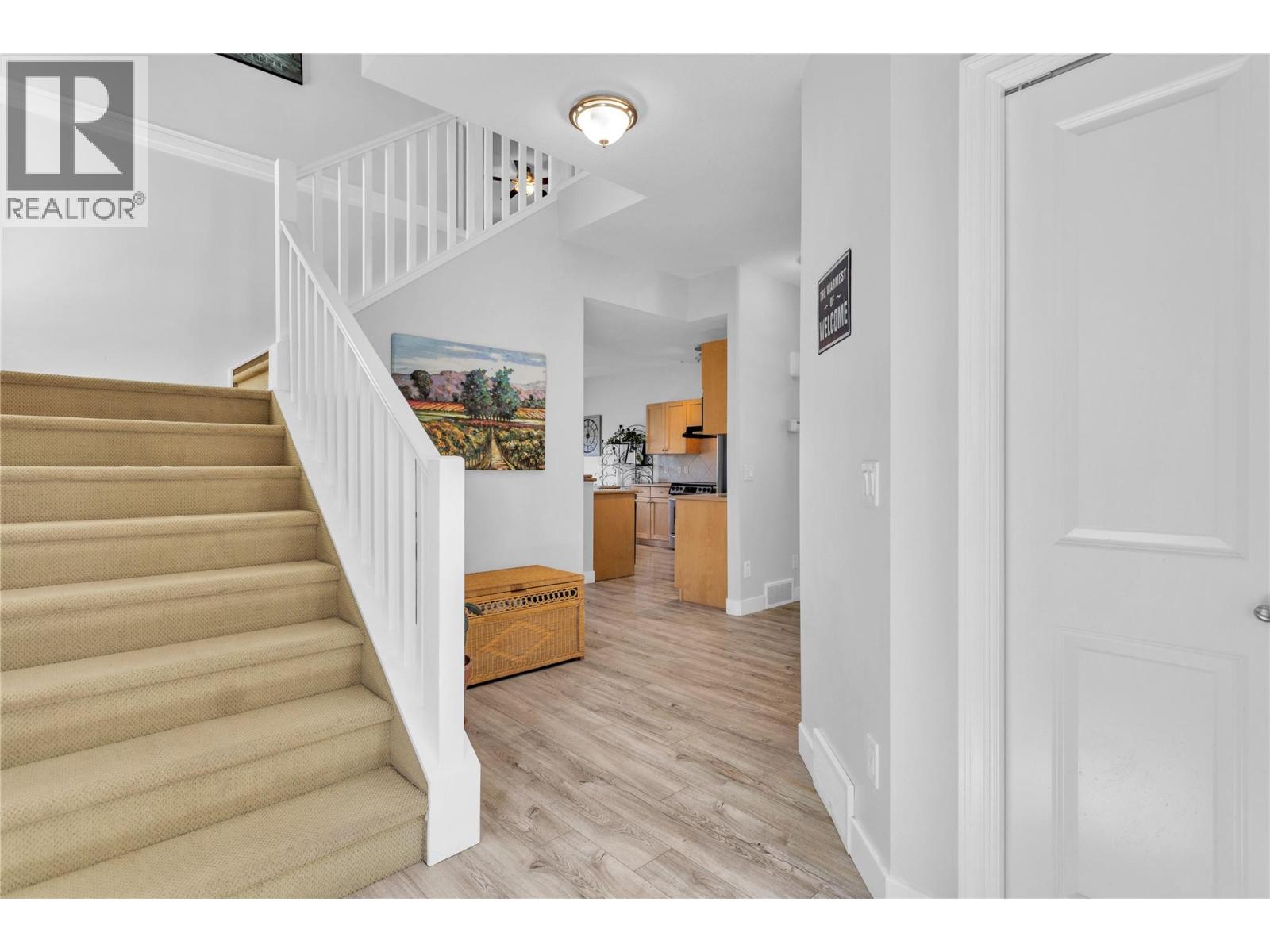 614 SOUTH CREST Drive - 5