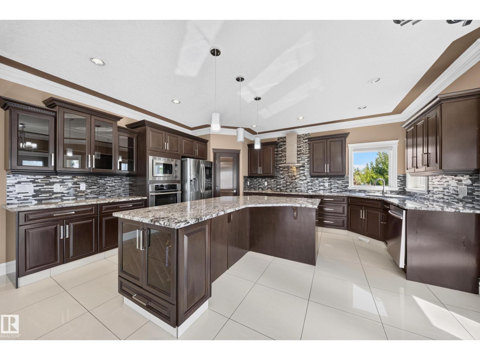 7103 168 AV NW - 15