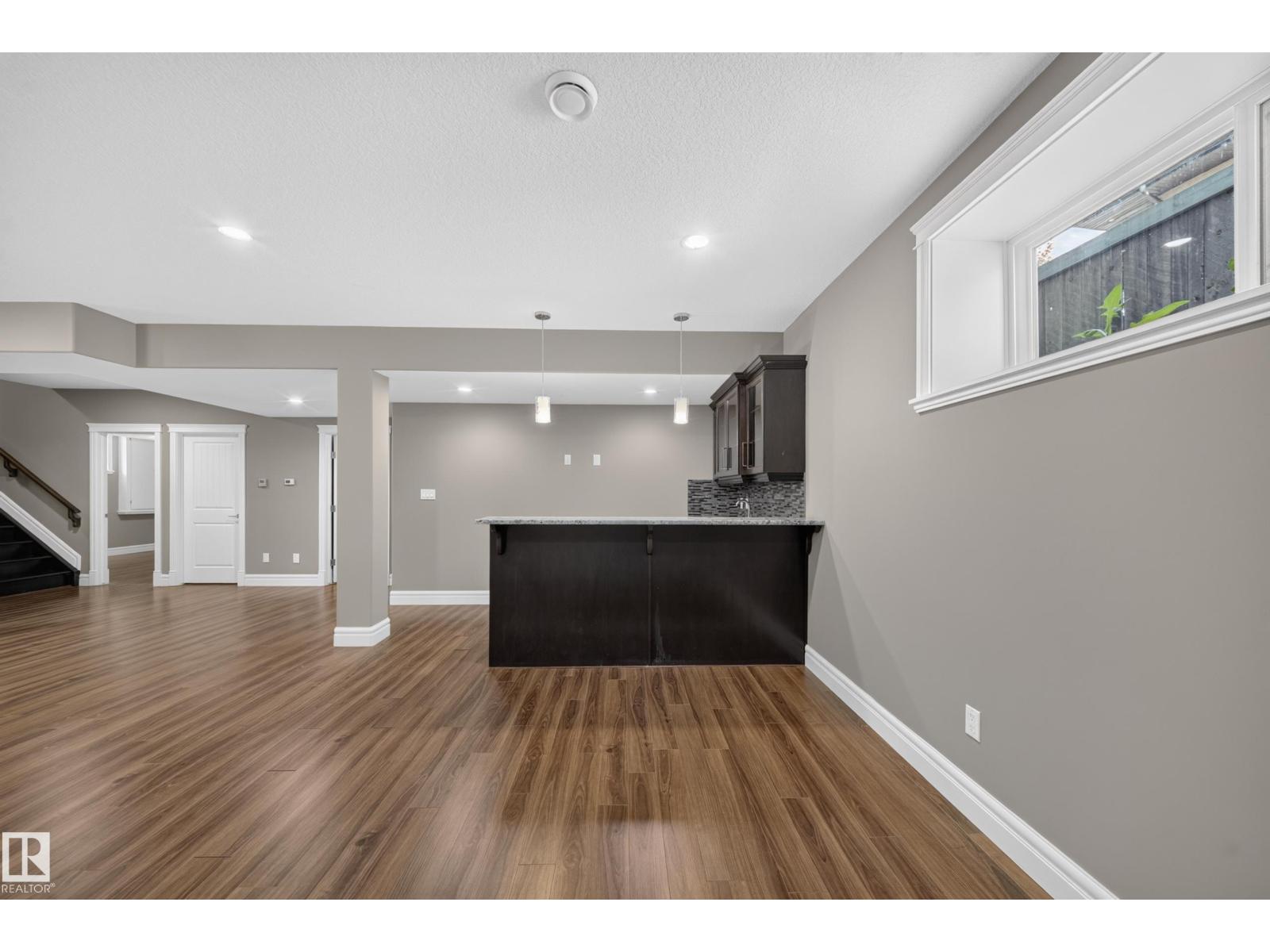 7103 168 AV NW - 54