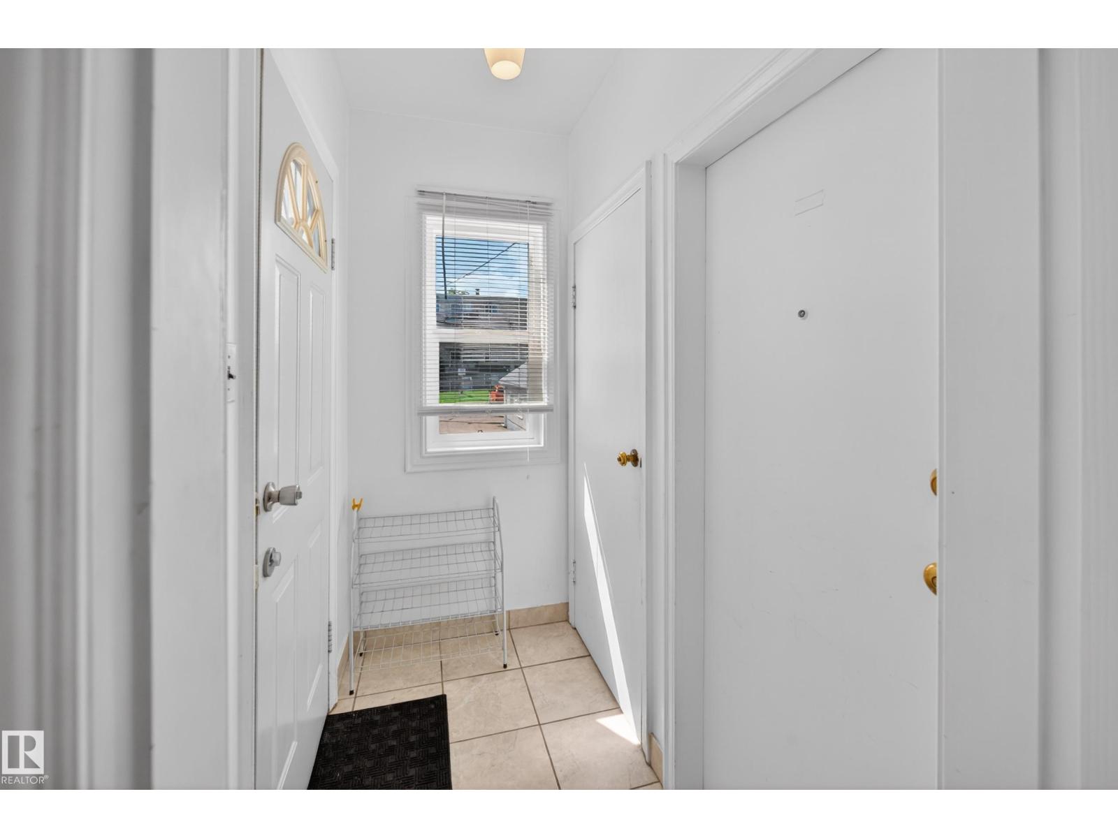 11010 106 ST NW - 25