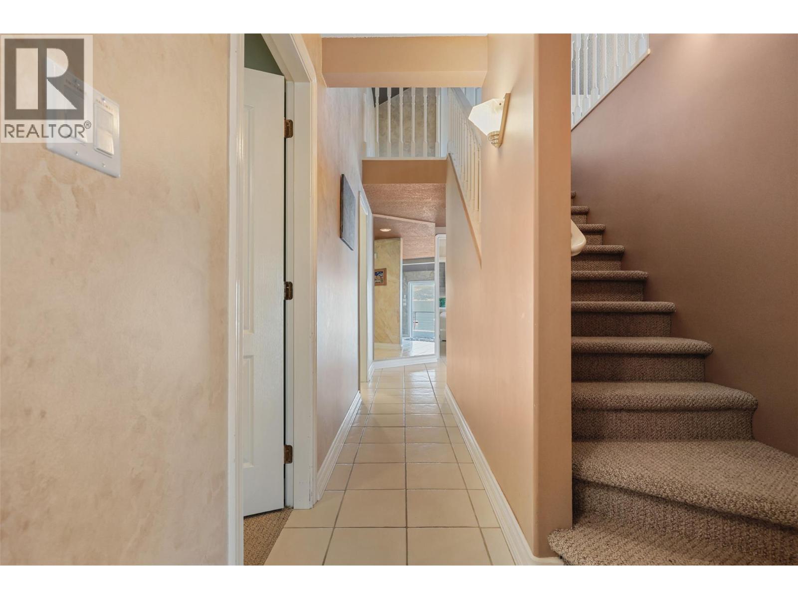 4071 REID Road - 10