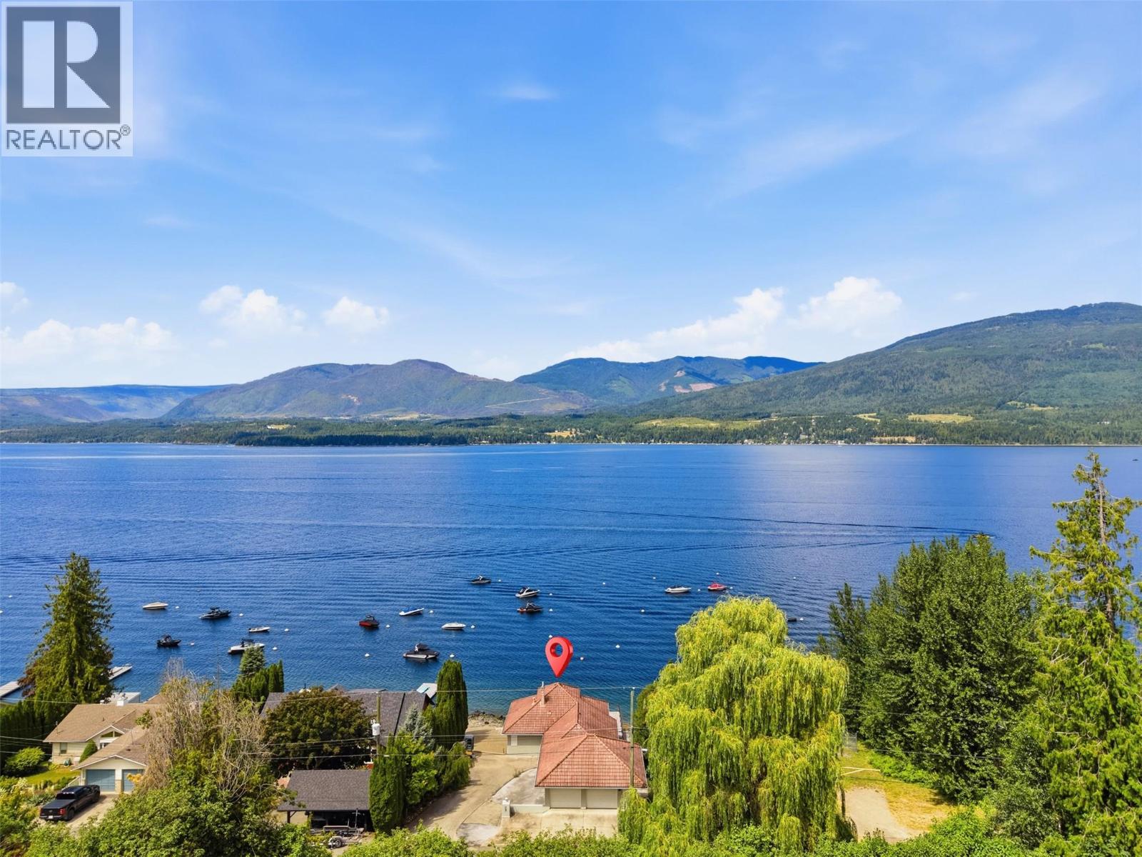 4071 REID Road, Eagle Bay — photo 2
