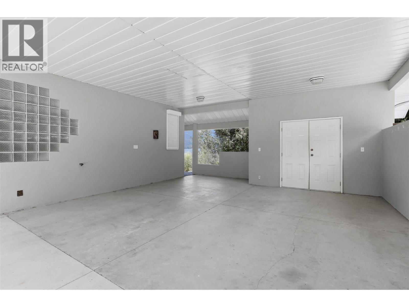 4071 REID Road - 6