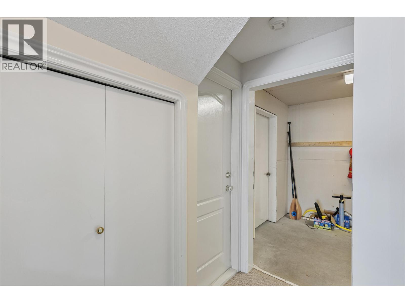 4071 REID Road - 41