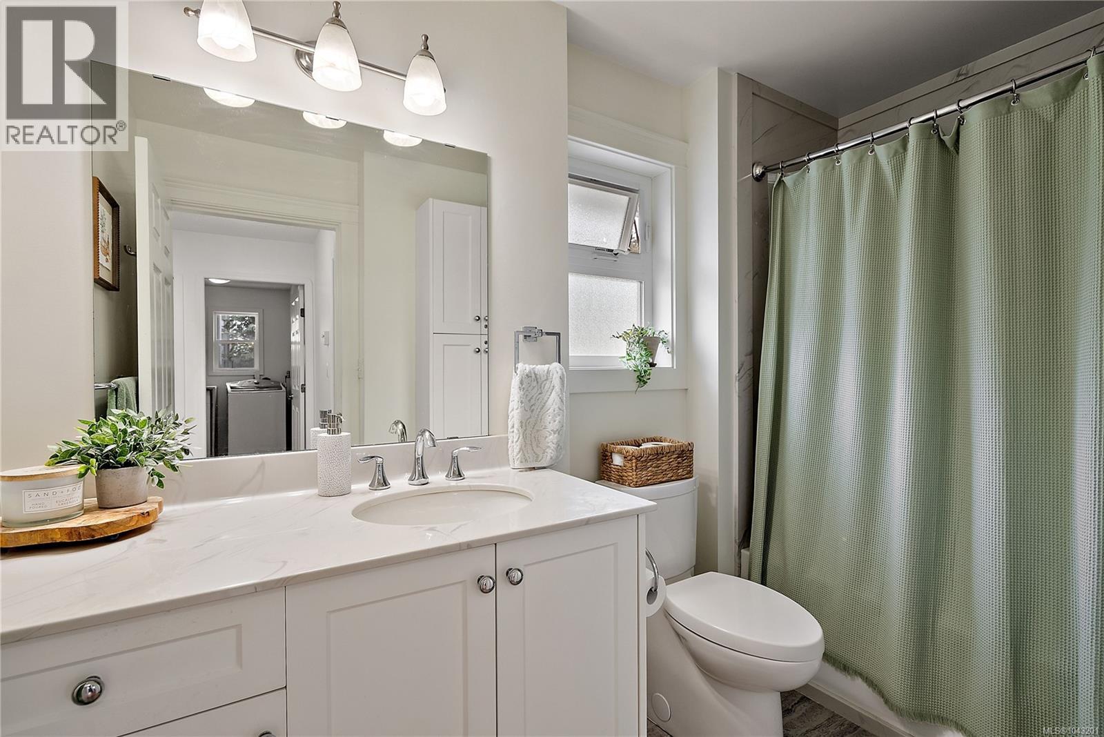 #8 2871 Peatt Rd - 16