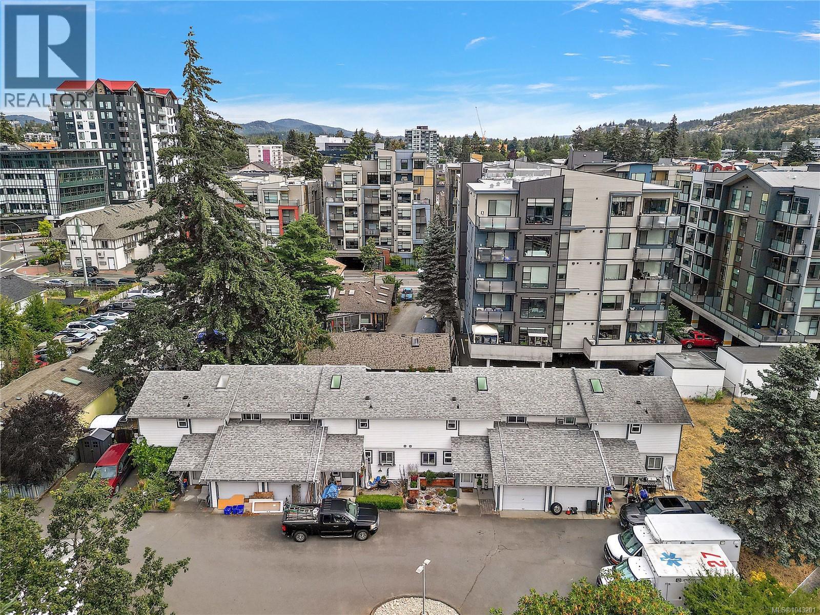 #8 2871 Peatt Rd - 23