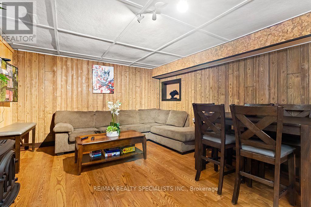 88 SHIRLEY STREET - 24