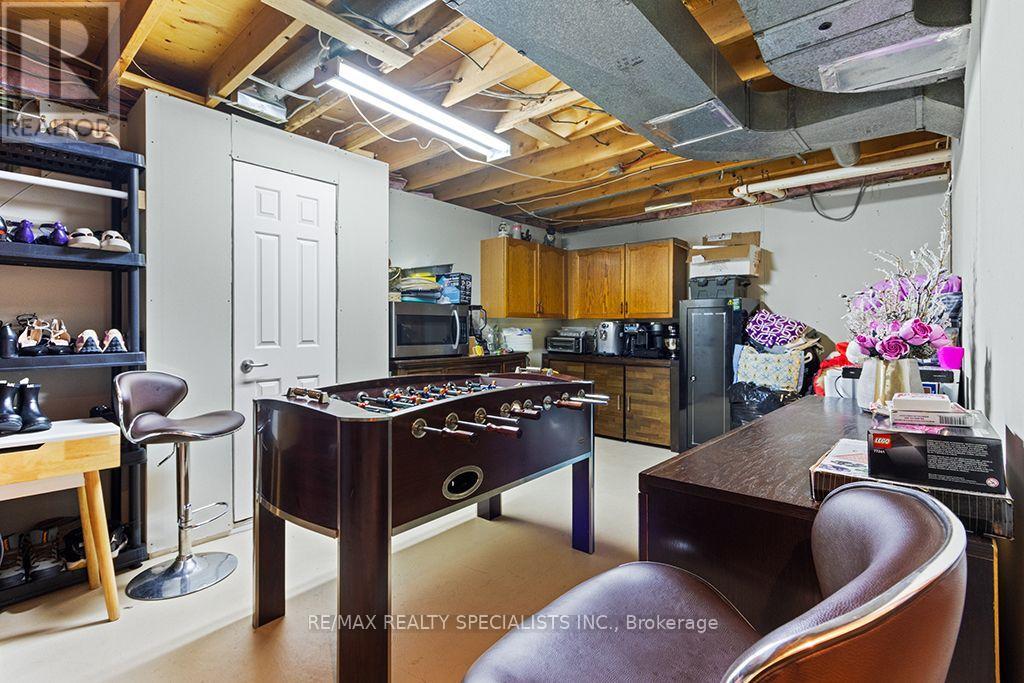 88 SHIRLEY STREET - 25