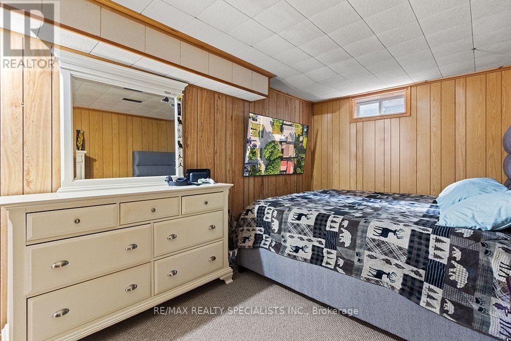 88 SHIRLEY STREET - 27