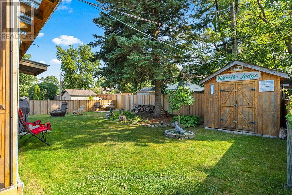 88 SHIRLEY STREET - 35