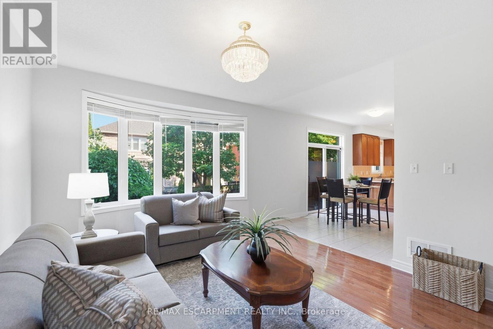 2241 GLAZEBROOK CIRCLE - 22