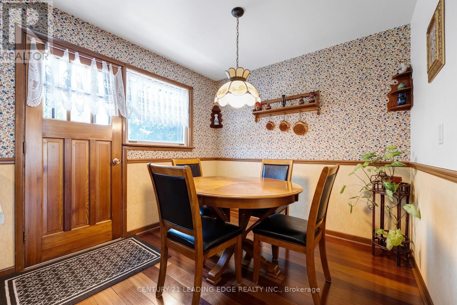 47 SHENDALE DRIVE - 16