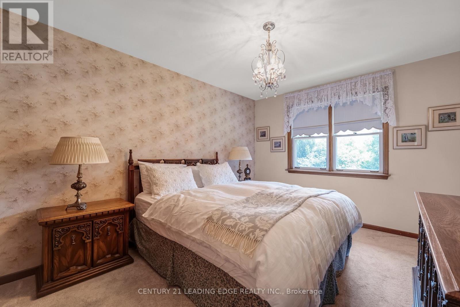 47 SHENDALE DRIVE - 20